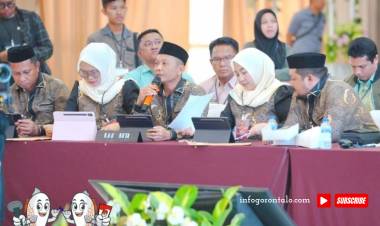 KPU Kabupaten Gorontalo Bacakan Hasil Rekapitulasi Tingkat Provinsi